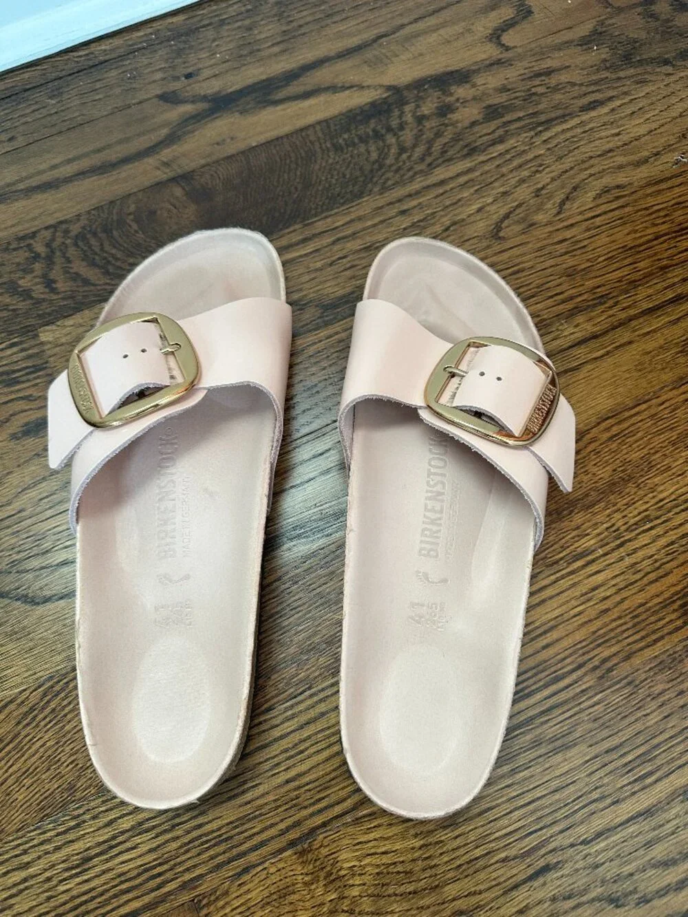Birkenstock Madrid Big Buckle High Shine in Light Rose Leather - Picture 6 of 7